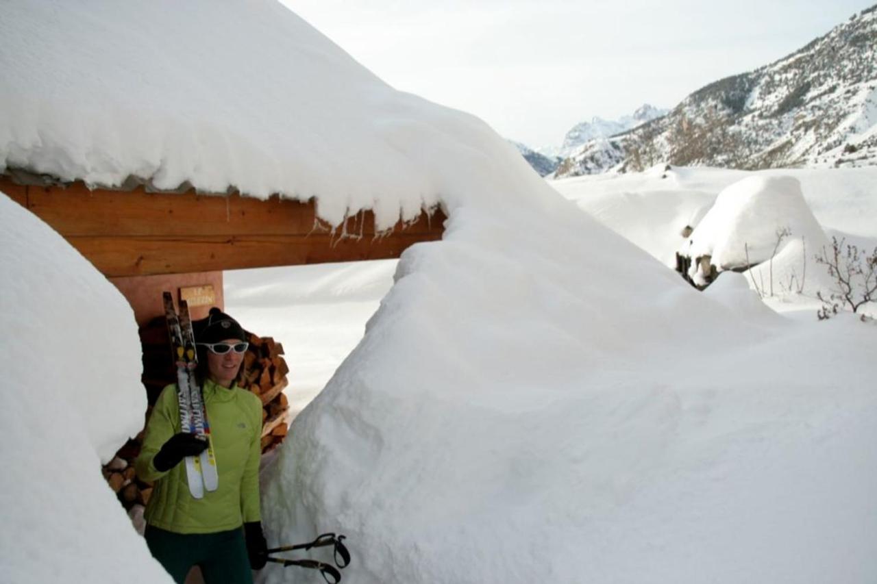 Chalet Le Mélézin hameau des Chazals Nevache Hautes Alpes Exterior foto